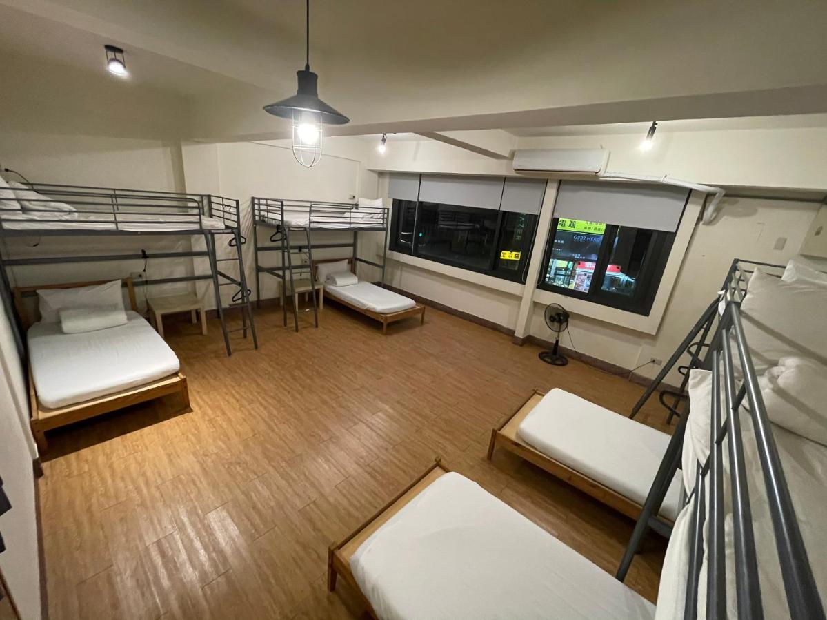 Chiayi Petite Hostel Εξωτερικό φωτογραφία