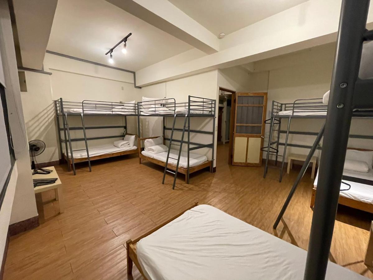 Chiayi Petite Hostel Εξωτερικό φωτογραφία
