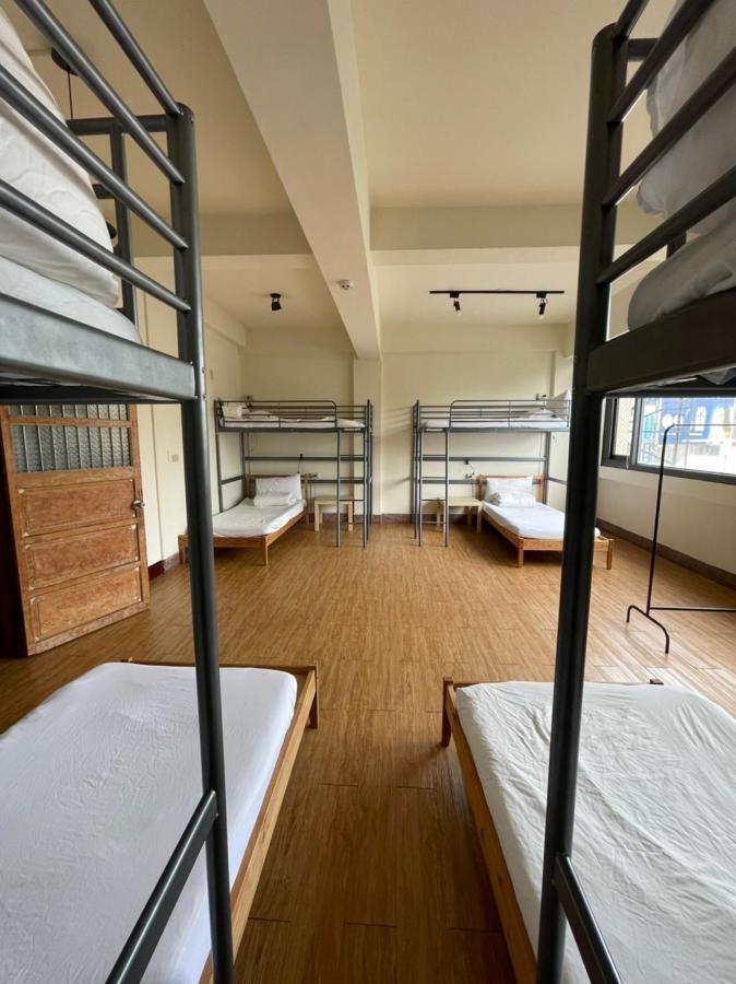 Chiayi Petite Hostel Εξωτερικό φωτογραφία