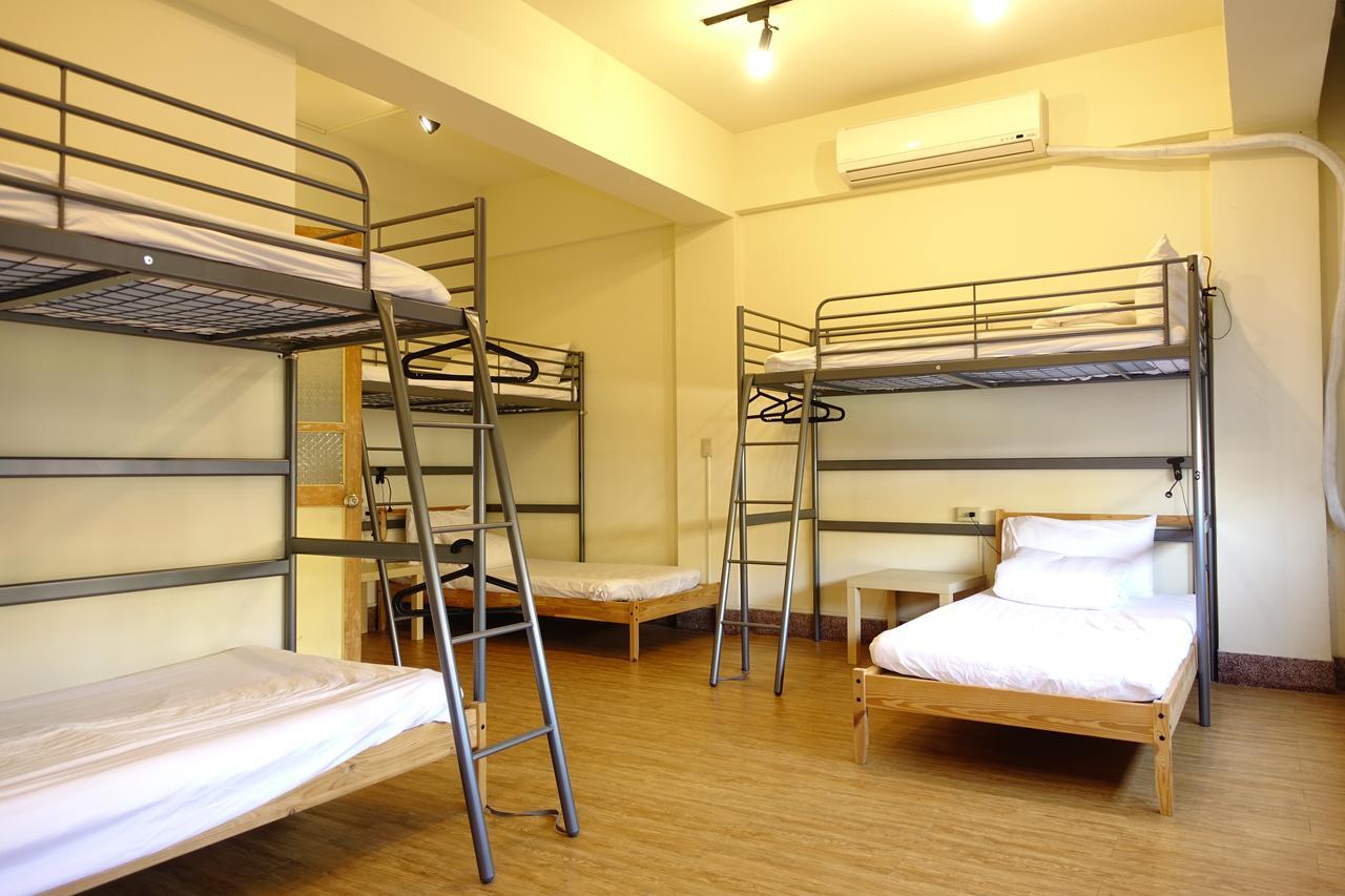 Chiayi Petite Hostel Εξωτερικό φωτογραφία