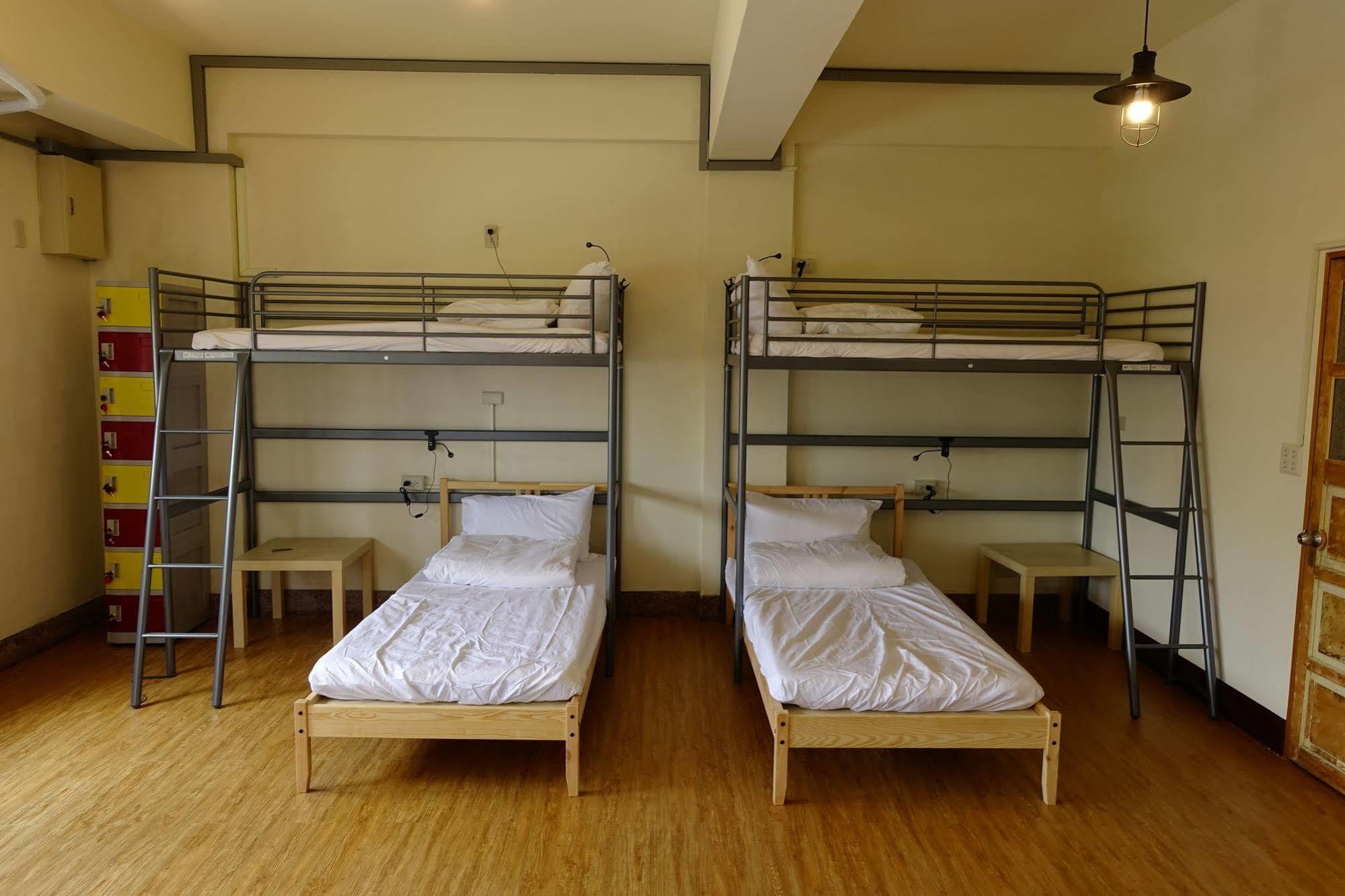 Chiayi Petite Hostel Εξωτερικό φωτογραφία