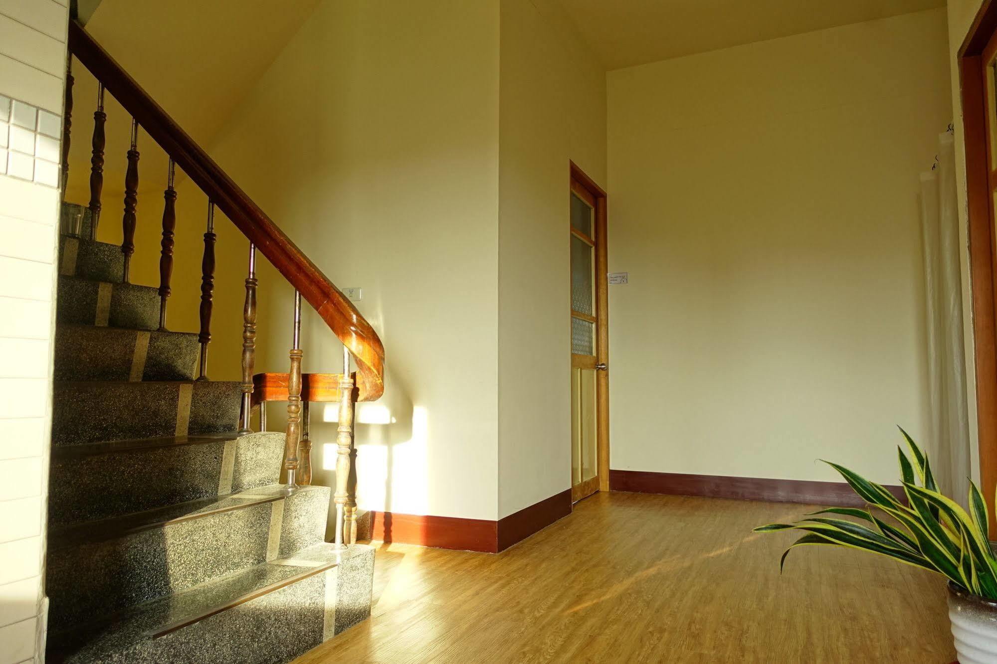 Chiayi Petite Hostel Εξωτερικό φωτογραφία